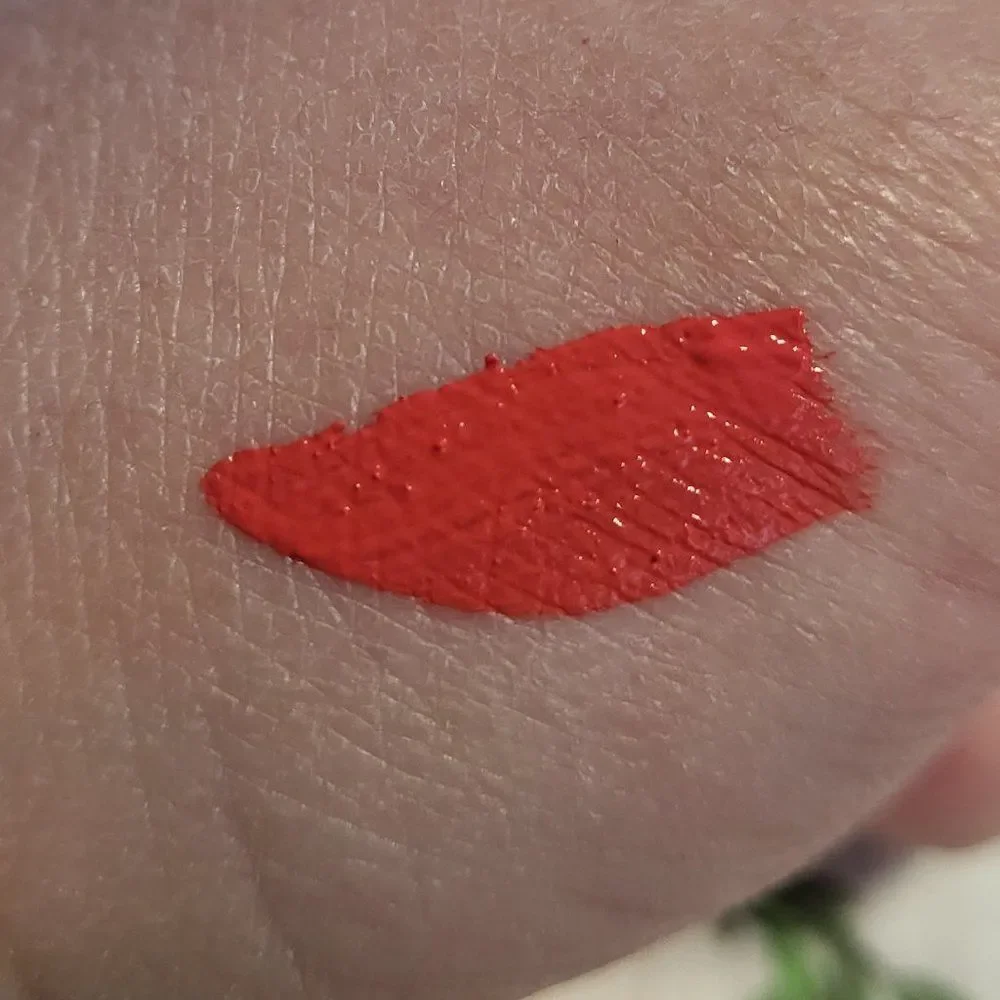 Lique Metallic Liquid Lip Gloss Flirt